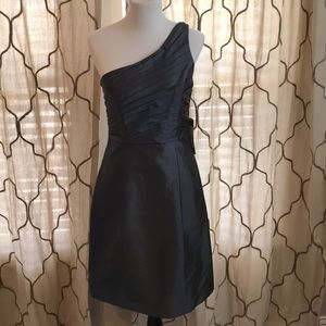 Monique Lhuillier Dress with pockets